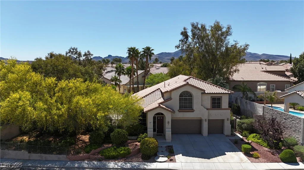 3047 Whispering Crest, Henderson, NV 89052