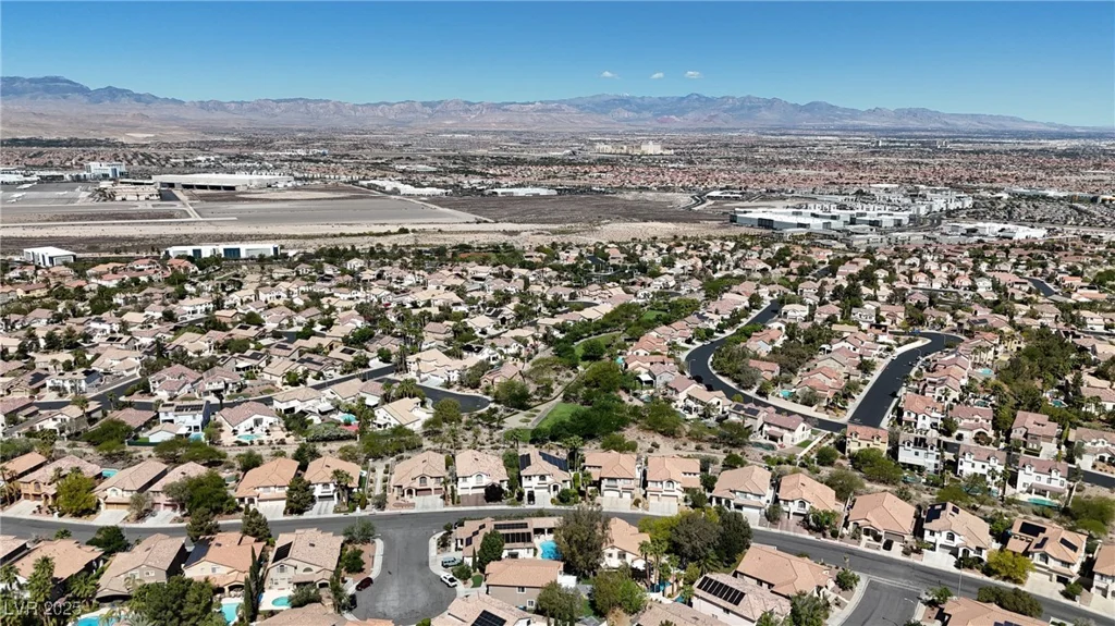 3047 Whispering Crest, Henderson, NV 89052
