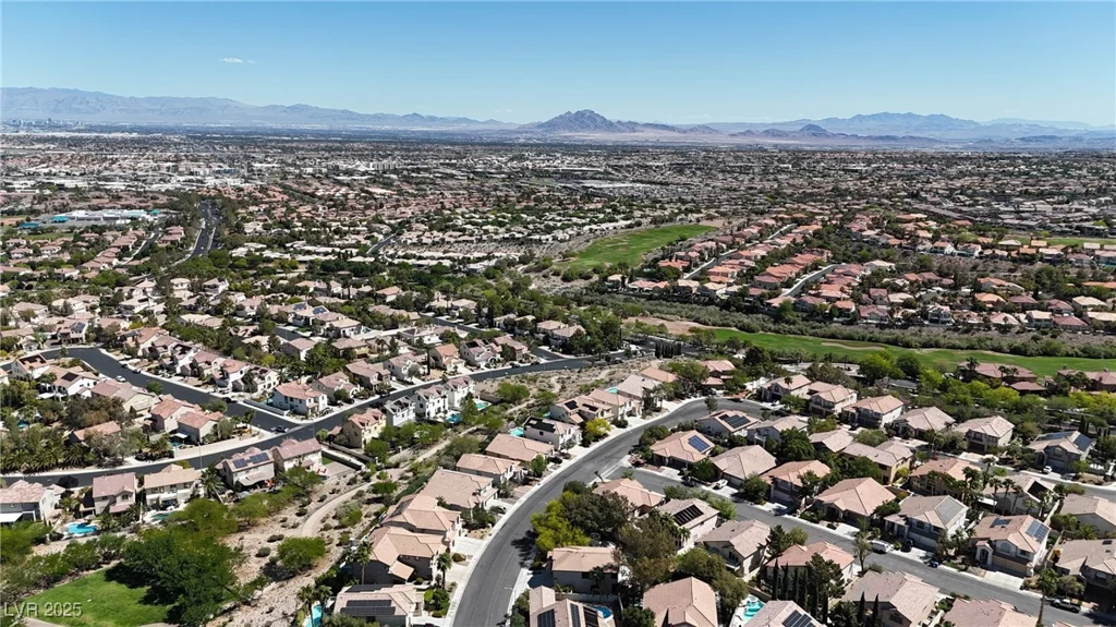 3047 Whispering Crest, Henderson, NV 89052