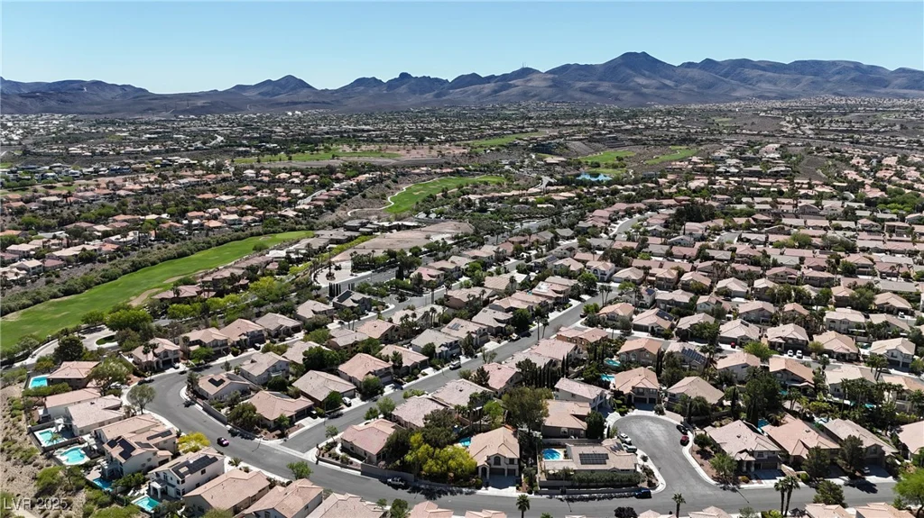 3047 Whispering Crest, Henderson, NV 89052