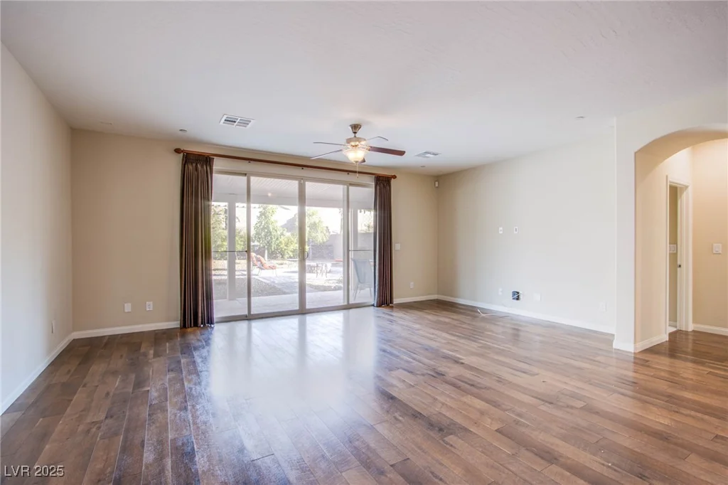 324 Lisbon, Henderson, NV 89015