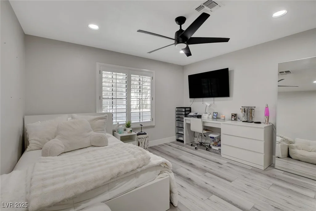 5429 Painted Sunrise, Las Vegas, NV 89149