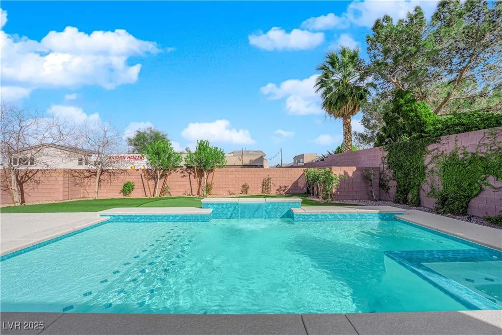 6325 Carmel Creek, Las Vegas, NV 89139