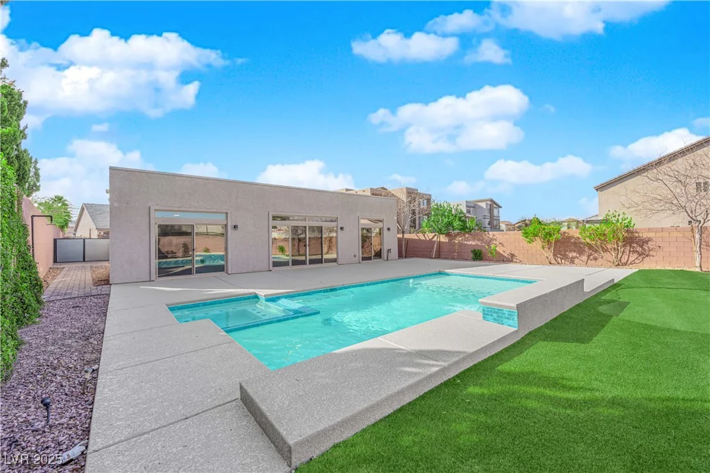 6325 Carmel Creek, Las Vegas, NV 89139