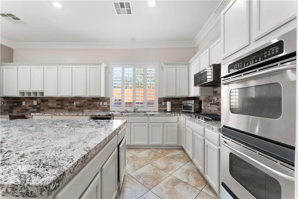 10129 Elk Valley, Las Vegas, NV 89178