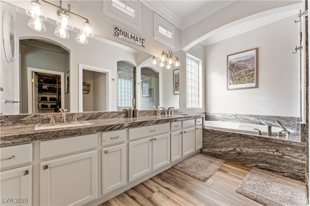 10129 Elk Valley, Las Vegas, NV 89178