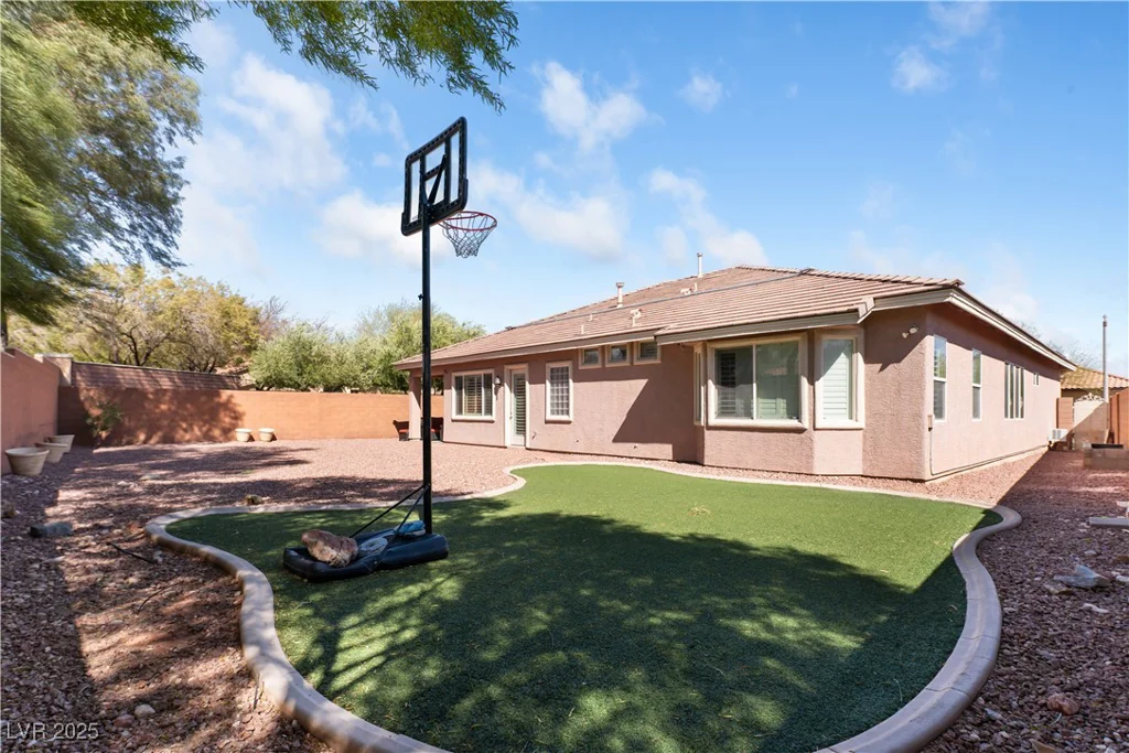 10129 Elk Valley, Las Vegas, NV 89178