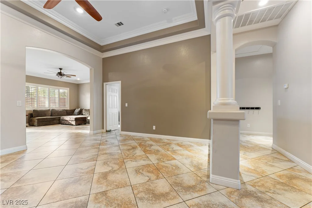 10129 Elk Valley, Las Vegas, NV 89178