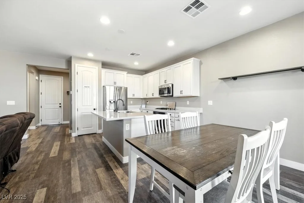 6308 Gulf Waters, North Las Vegas, NV 89081