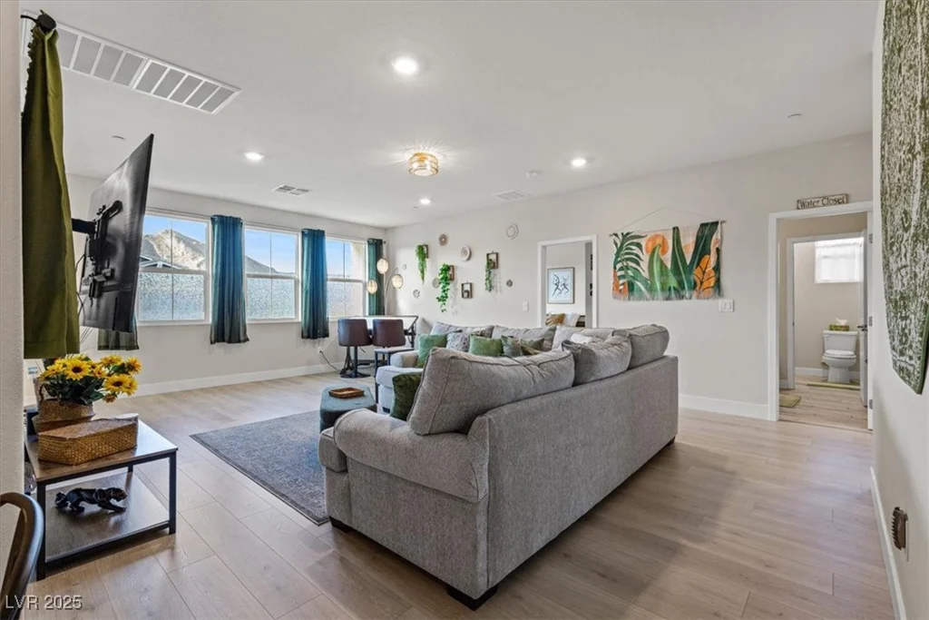 4050 Peaceful Dune, Las Vegas, NV 89129