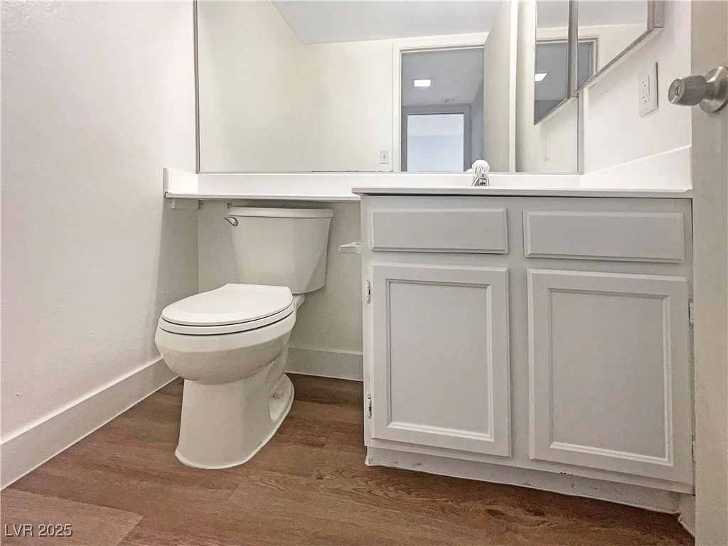 5383 Mountain Vista, Las Vegas, NV 89120