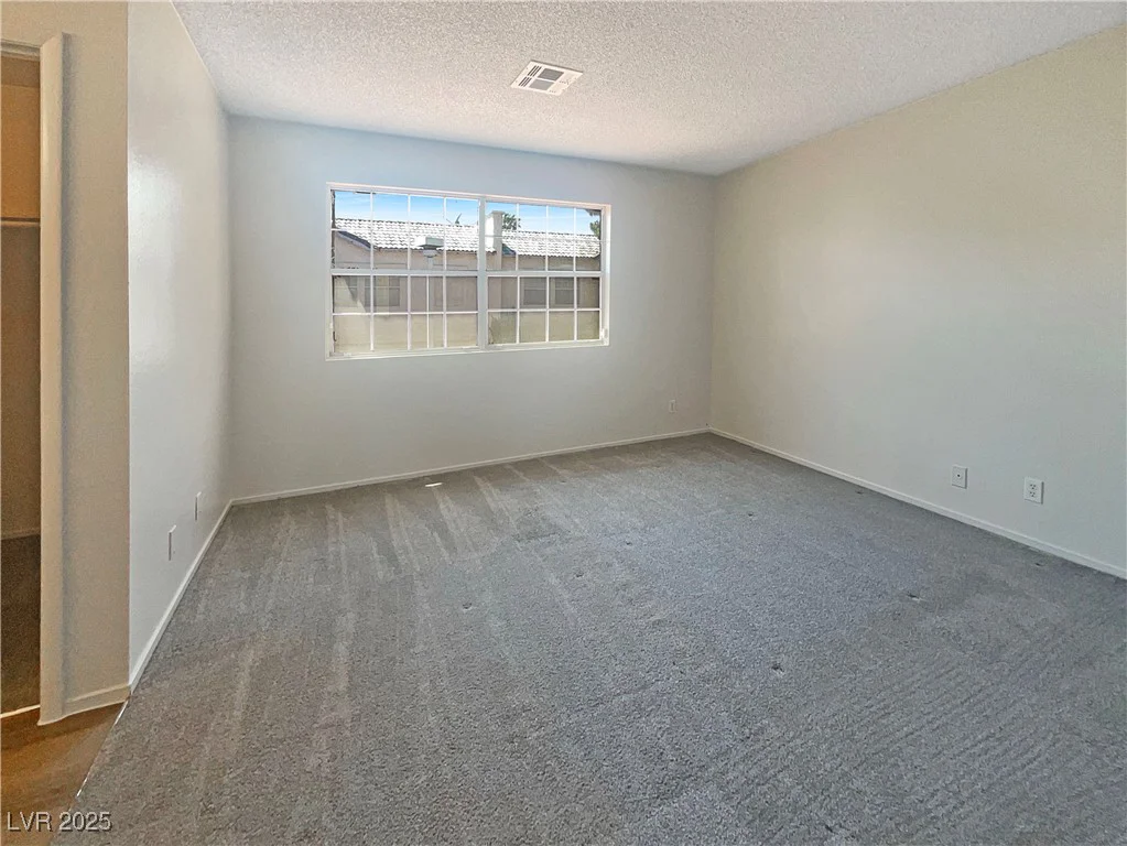 5383 Mountain Vista, Las Vegas, NV 89120