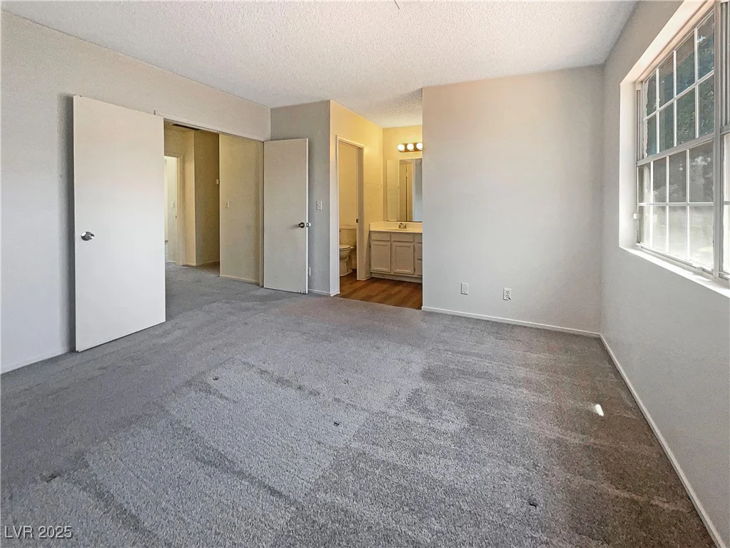 5383 Mountain Vista, Las Vegas, NV 89120