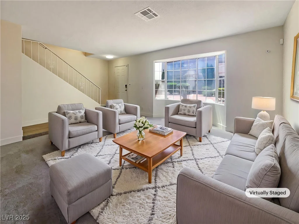 5383 Mountain Vista, Las Vegas, NV 89120
