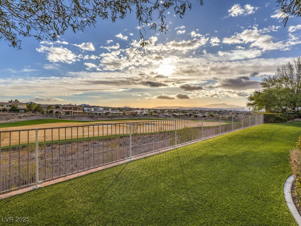 5 Mountain Cove, Henderson, NV 89052