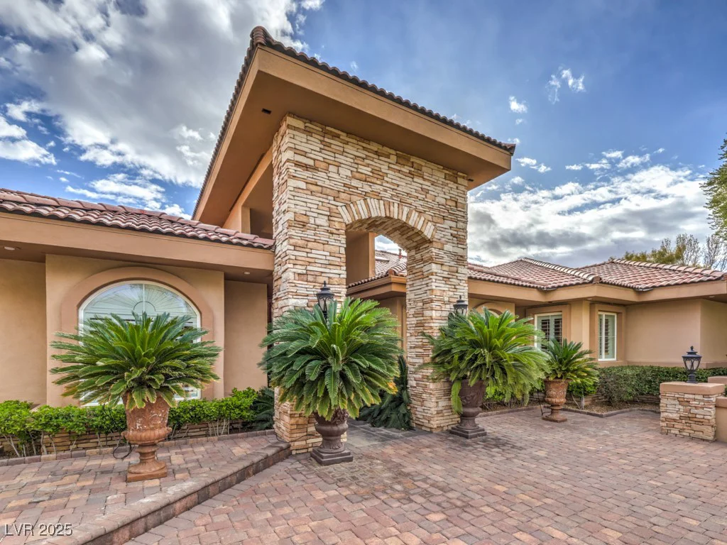 5 Mountain Cove, Henderson, NV 89052
