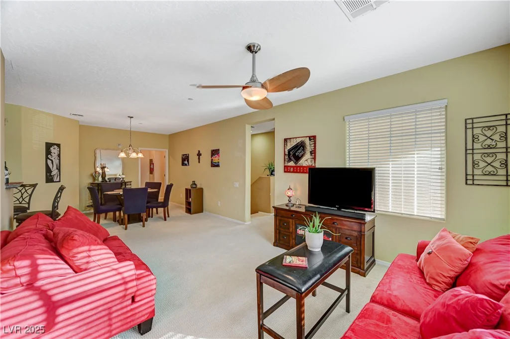 8324 Charleston, Las Vegas, NV 89117