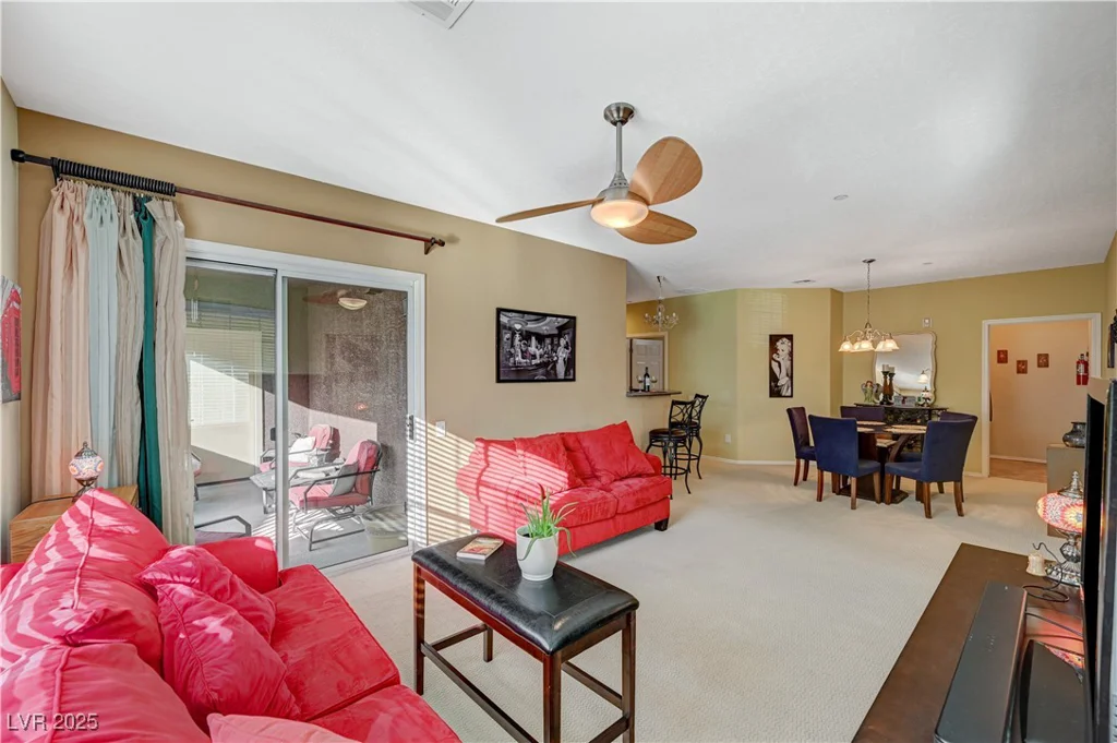 8324 Charleston, Las Vegas, NV 89117