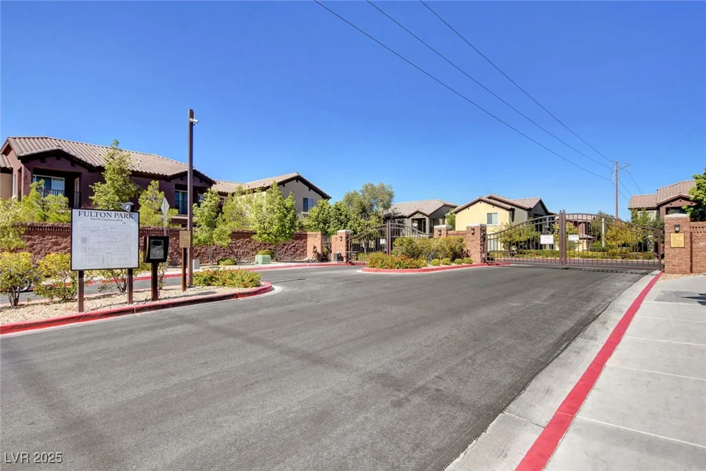 8324 Charleston, Las Vegas, NV 89117