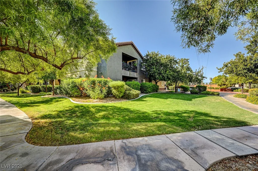 8324 Charleston, Las Vegas, NV 89117