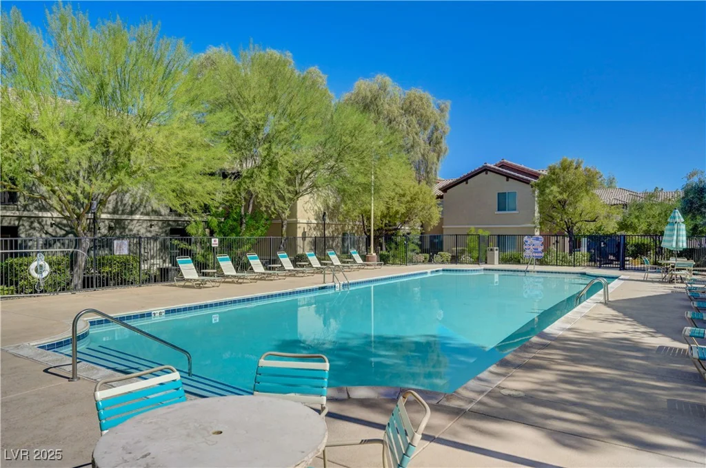 8324 Charleston, Las Vegas, NV 89117