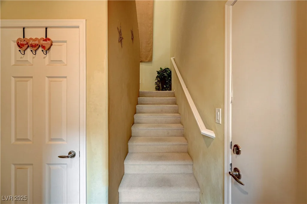 8324 Charleston, Las Vegas, NV 89117