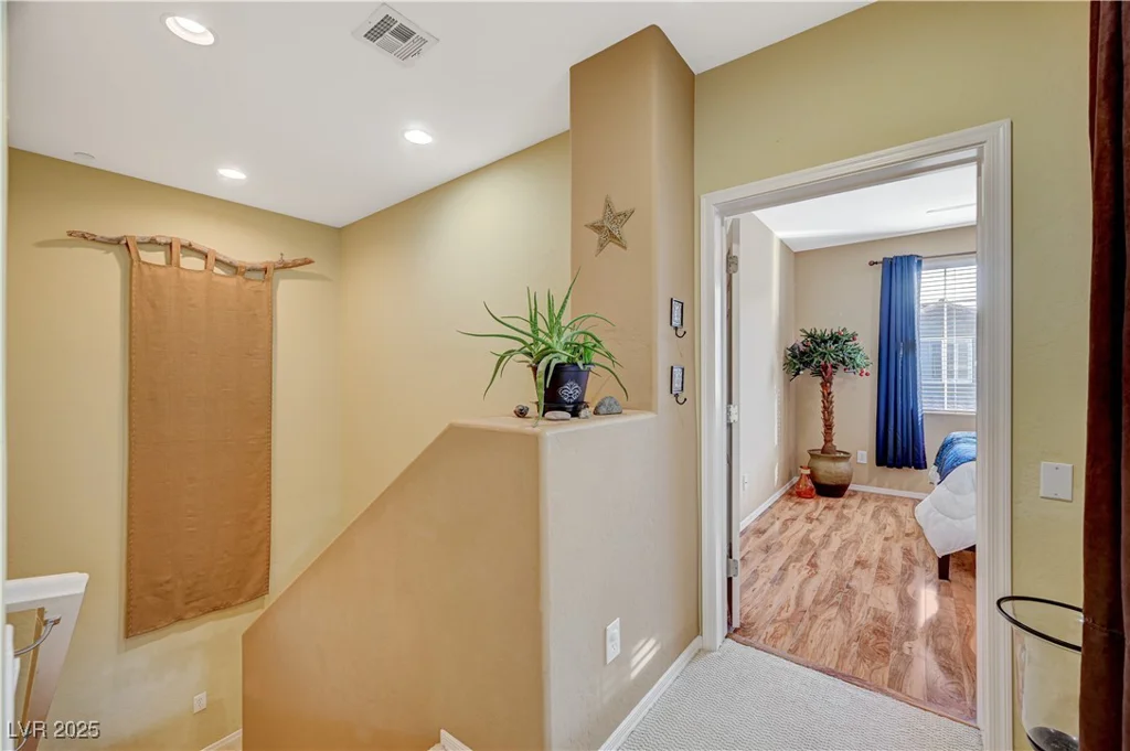 8324 Charleston, Las Vegas, NV 89117