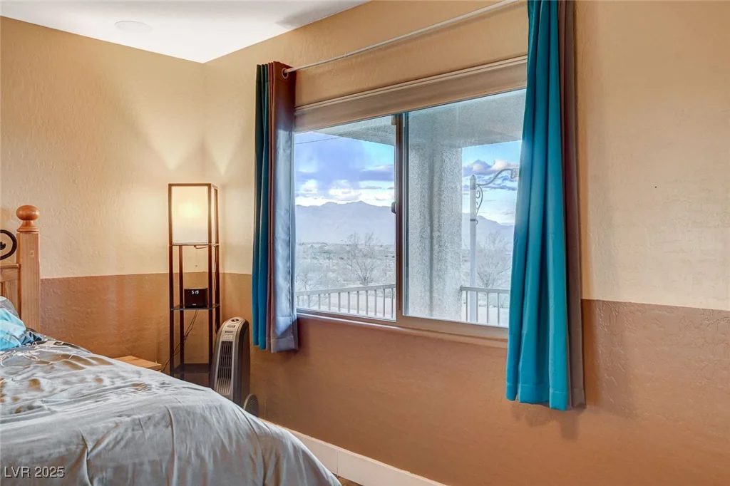 6828 Sumatra, Las Vegas, NV 89166