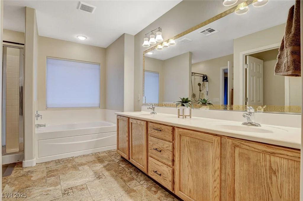 6828 Sumatra, Las Vegas, NV 89166
