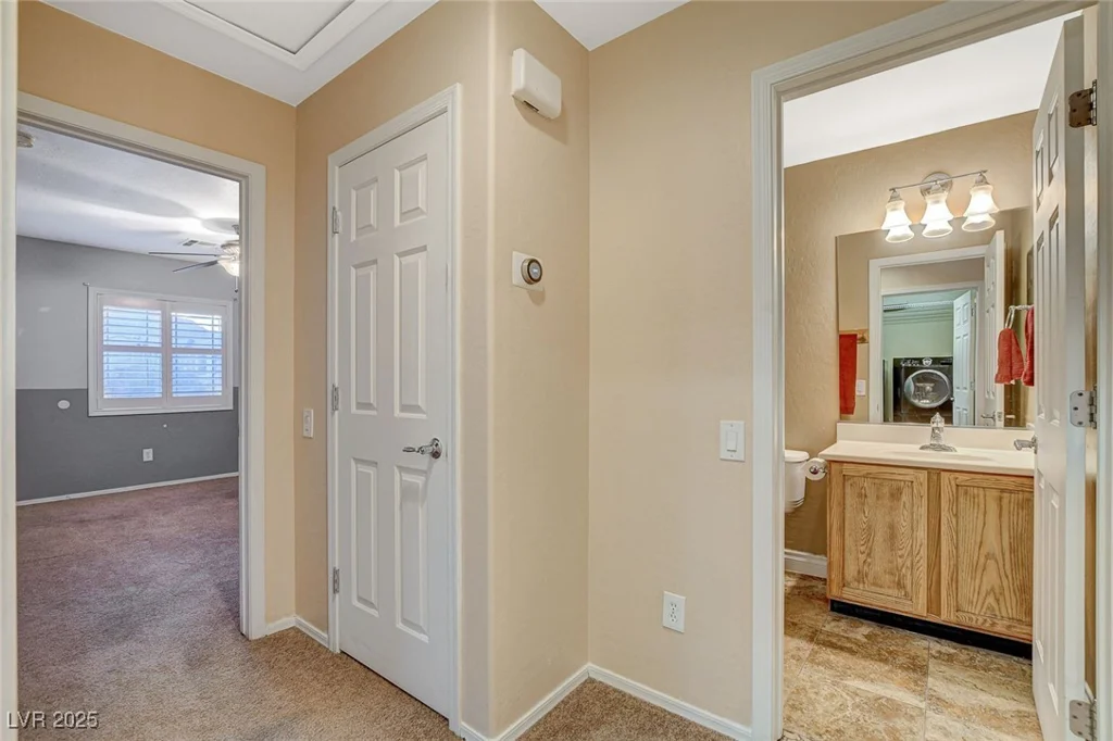 6828 Sumatra, Las Vegas, NV 89166