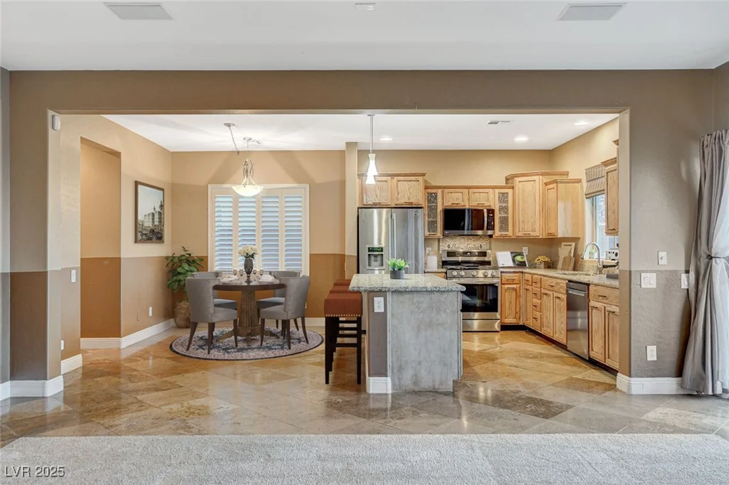 6828 Sumatra, Las Vegas, NV 89166