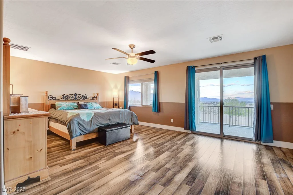 6828 Sumatra, Las Vegas, NV 89166