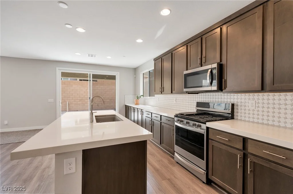 10619 Carnes, Las Vegas, NV 89166