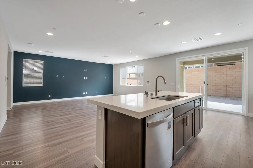 10619 Carnes, Las Vegas, NV 89166