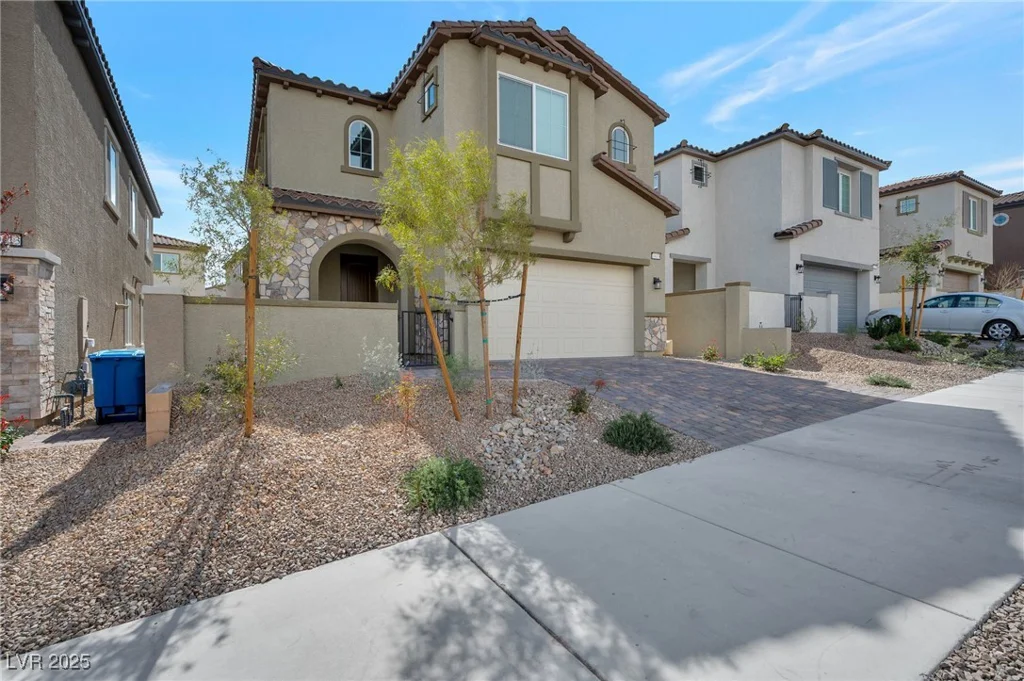 10619 Carnes, Las Vegas, NV 89166