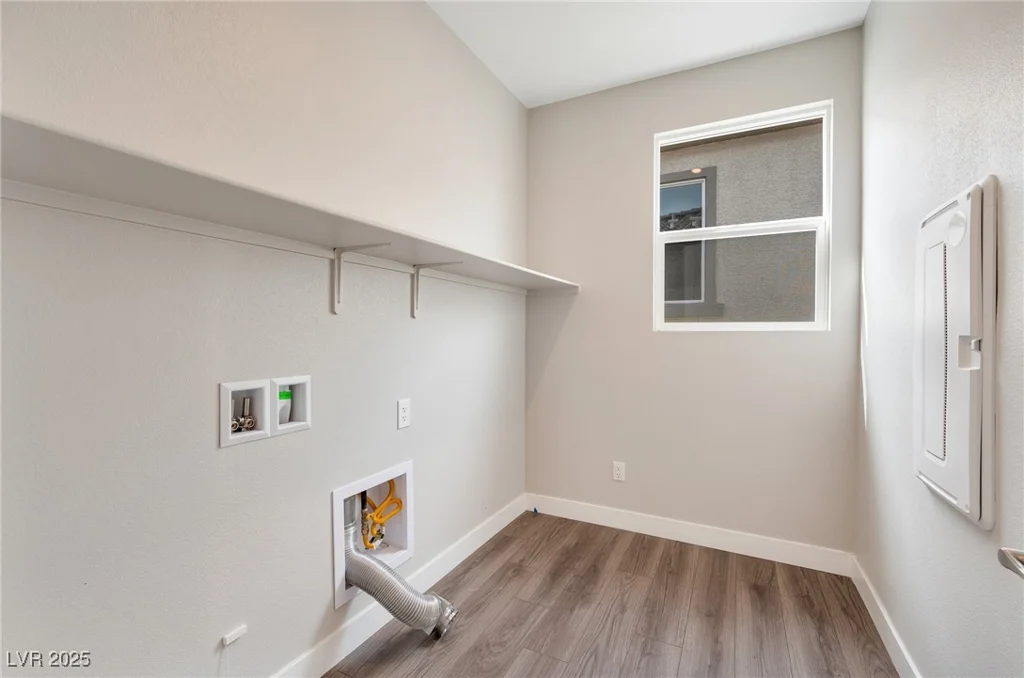 10619 Carnes, Las Vegas, NV 89166