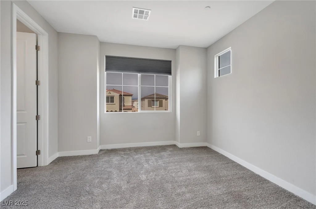 10619 Carnes, Las Vegas, NV 89166