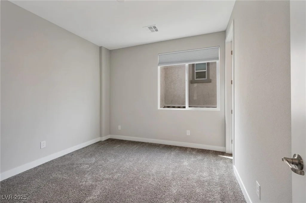 10619 Carnes, Las Vegas, NV 89166