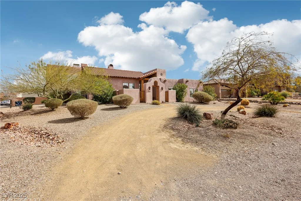 519 Racetrack, Henderson, NV 89015