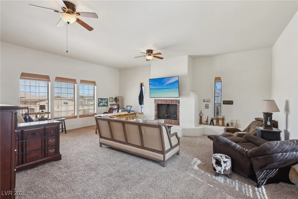 519 Racetrack, Henderson, NV 89015