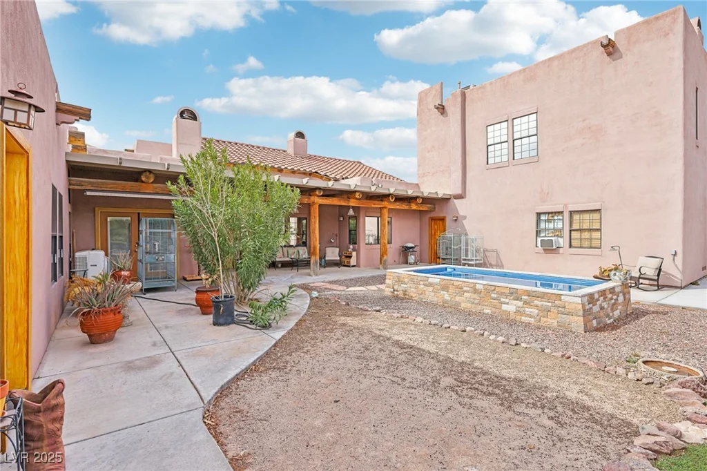 519 Racetrack, Henderson, NV 89015