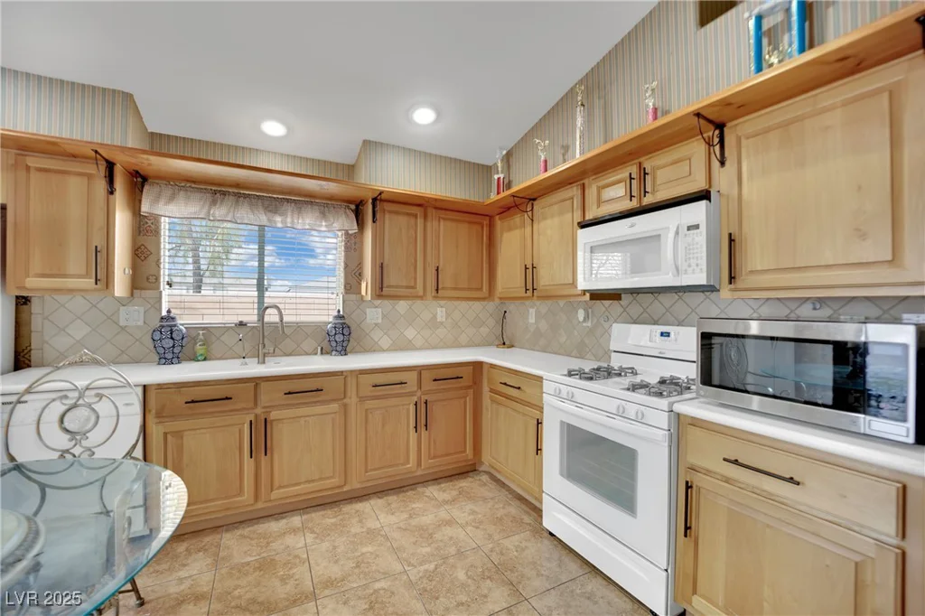 5438 Cholla Cactus, Las Vegas, NV 89141