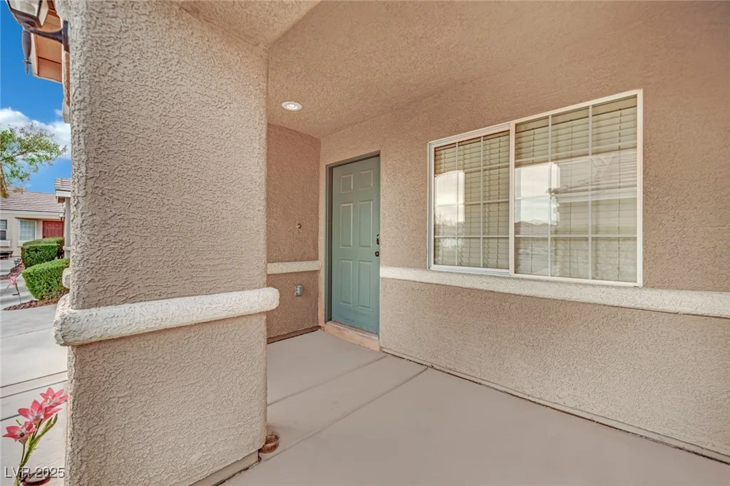 5438 Cholla Cactus, Las Vegas, NV 89141
