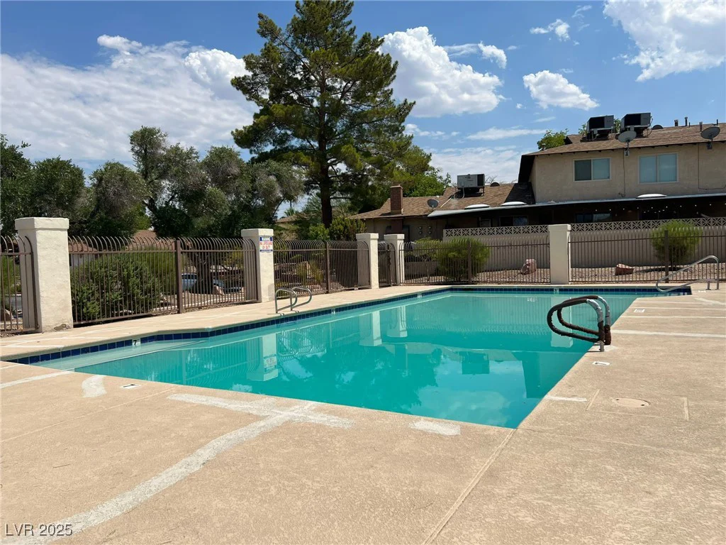 2916 Karen, Las Vegas, NV 89121