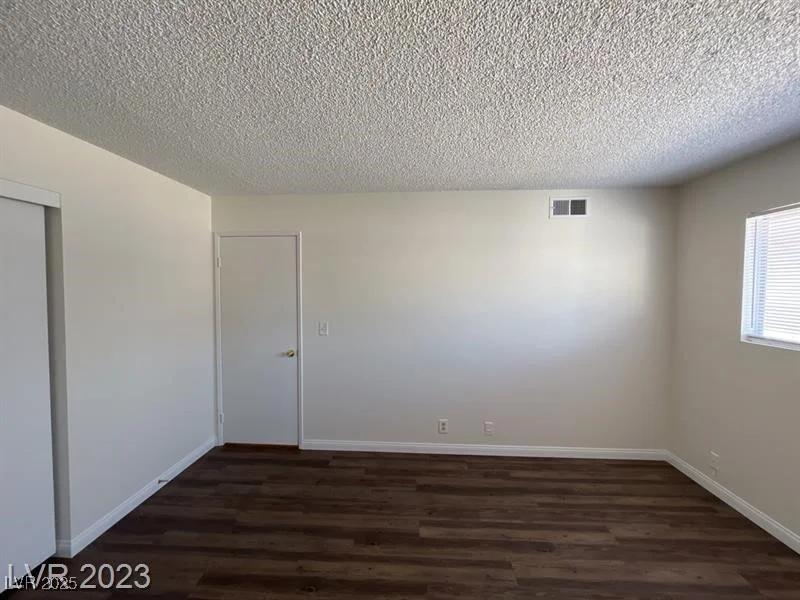 2916 Karen, Las Vegas, NV 89121
