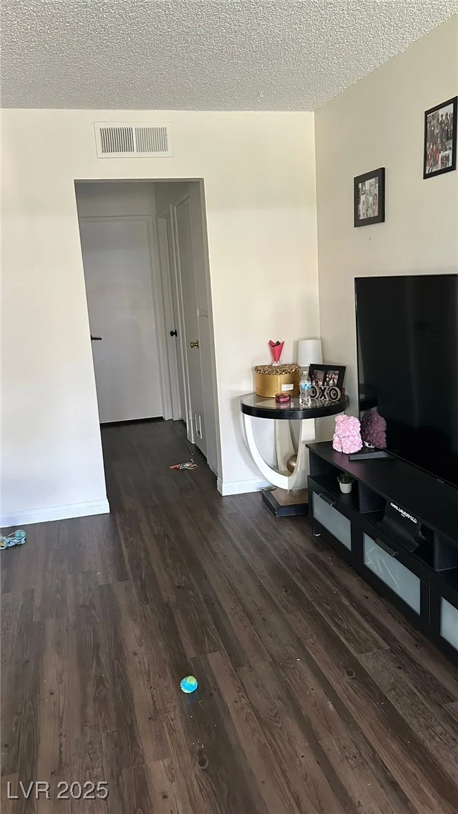 2916 Karen, Las Vegas, NV 89121
