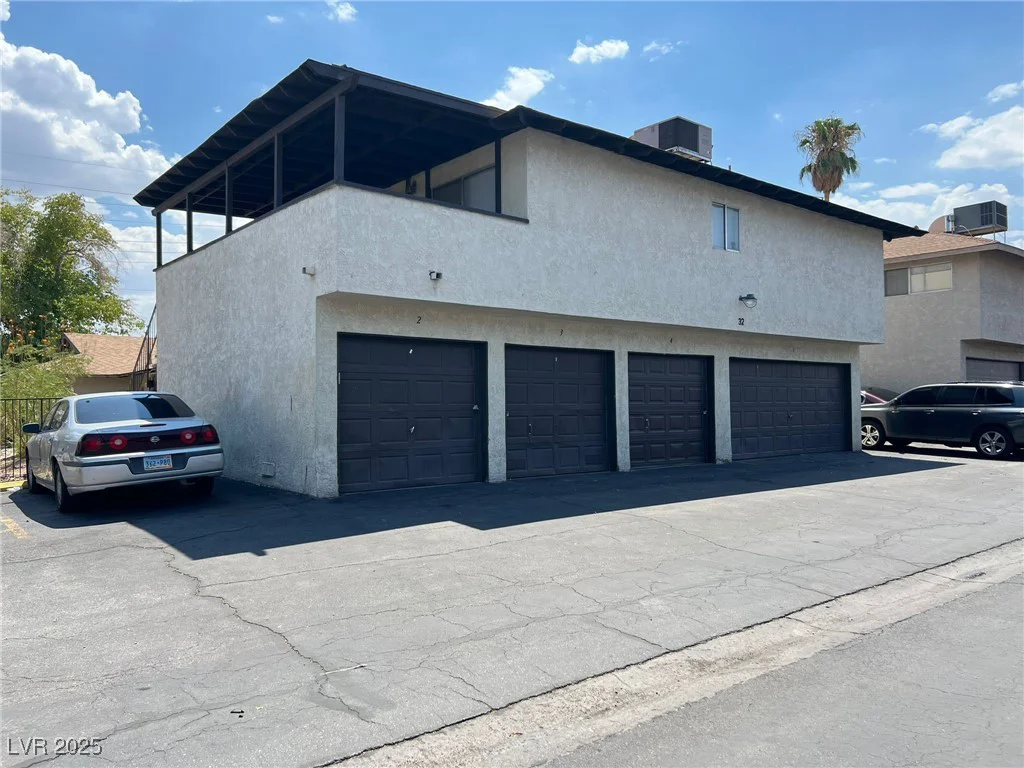 2916 Karen, Las Vegas, NV 89121