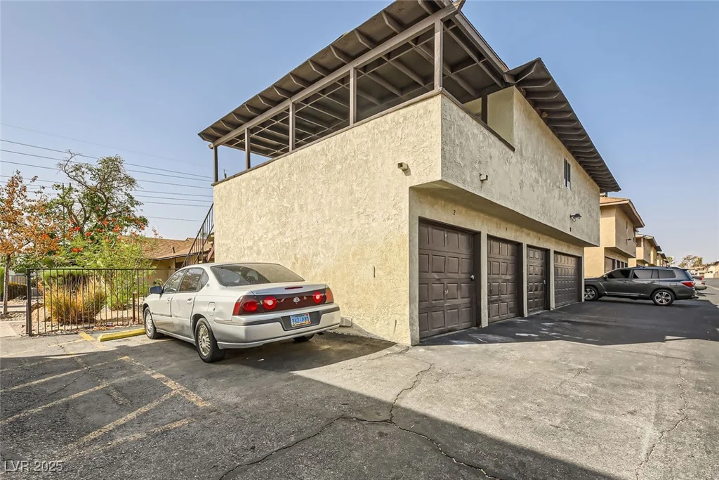 2916 Karen, Las Vegas, NV 89121