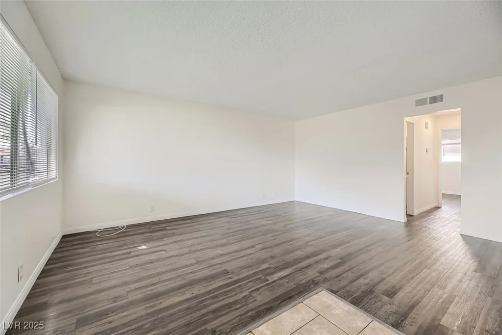 2916 Karen, Las Vegas, NV 89121
