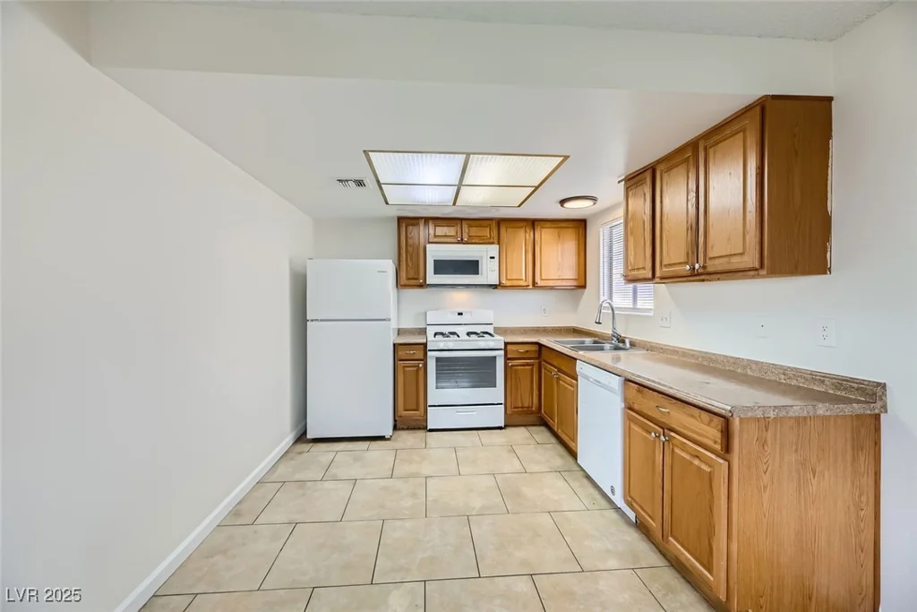2916 Karen, Las Vegas, NV 89121